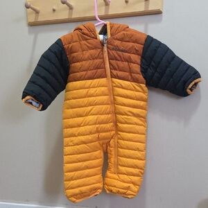 Reversible Columbia Infant Snowsuit in Orange and Black Size 3-6 Months
